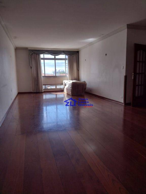 Apartamento à venda com 3 quartos, 157m² - Foto 23