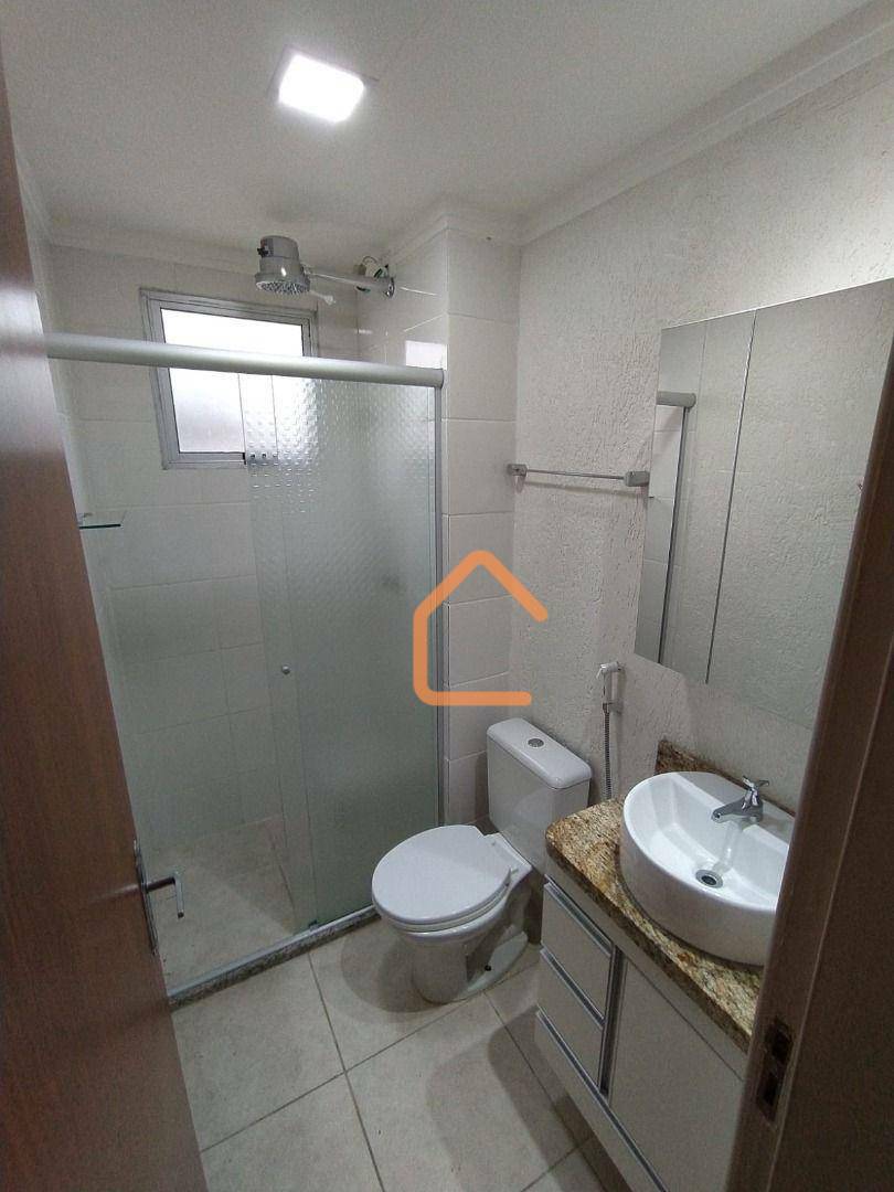 Apartamento para alugar com 2 quartos, 50m² - Foto 9