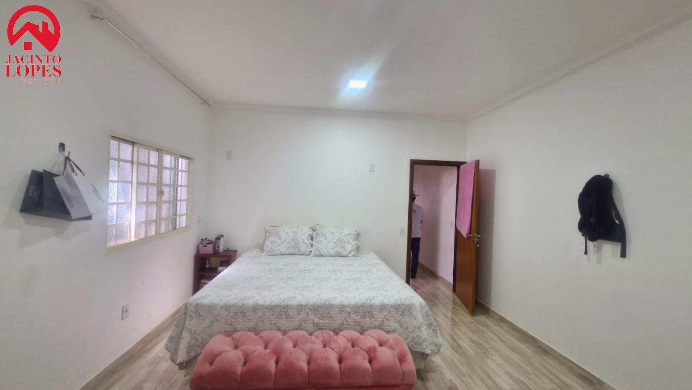 Casa de Condomínio à venda com 3 quartos, 250m² - Foto 28