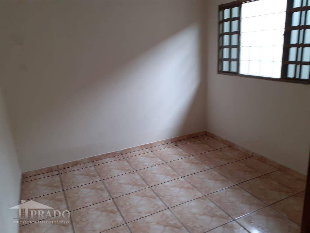 Casa à venda com 3 quartos, 135m² - Foto 3