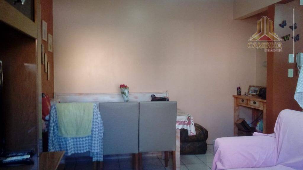 Apartamento à venda com 2 quartos, 74m² - Foto 1