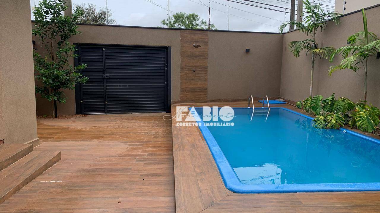 Casa à venda com 3 quartos, 250m² - Foto 19