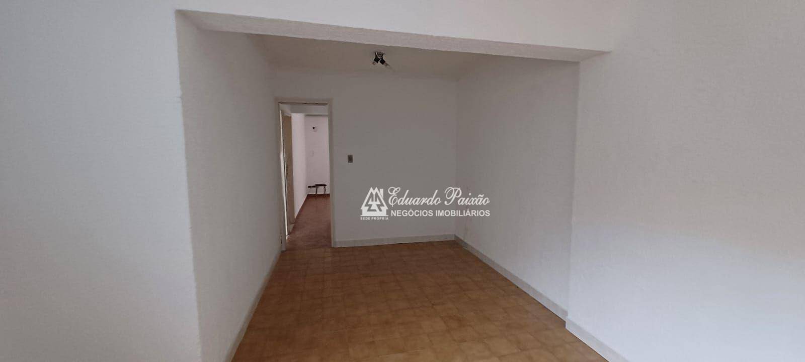 Casa à venda com 2 quartos, 50m² - Foto 5