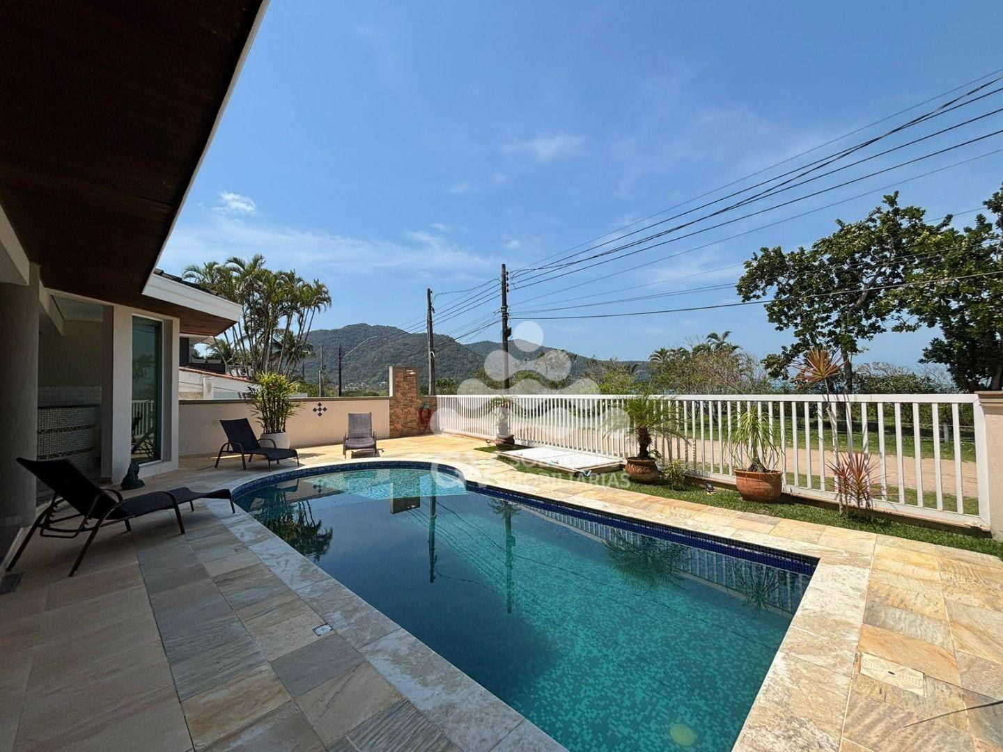 Casa, 5 quartos, 375 m² - Foto 2