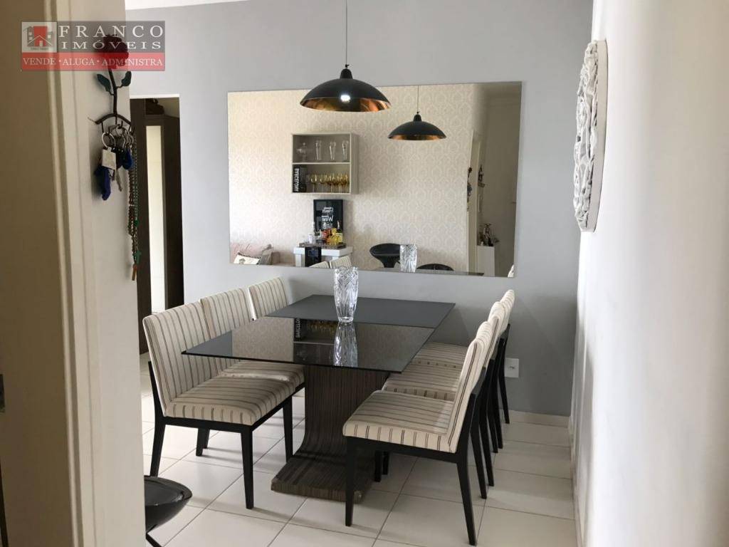 Apartamento à venda com 2 quartos, 61m² - Foto 1