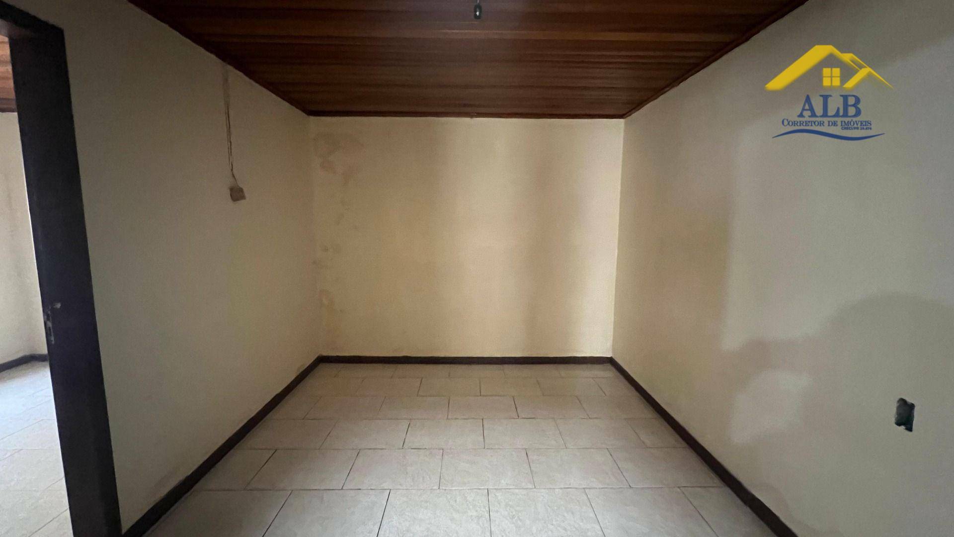 Casa para alugar com 2 quartos, 80m² - Foto 5