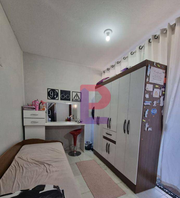 Casa à venda com 2 quartos, 80m² - Foto 9