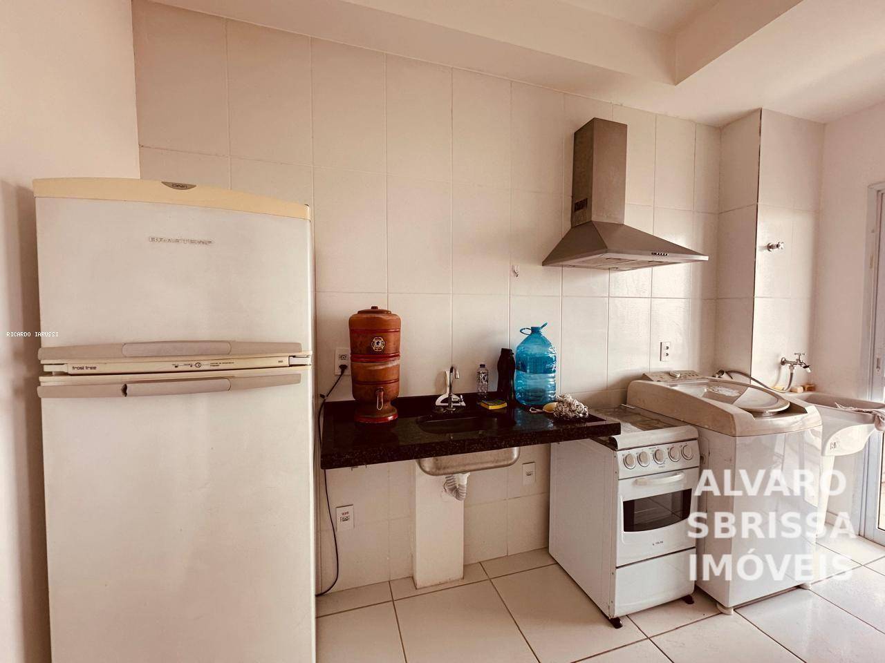 Apartamento para alugar com 2 quartos, 65m² - Foto 5