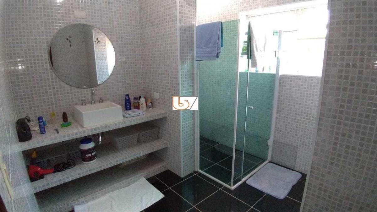 Casa de Condomínio à venda com 4 quartos, 800m² - Foto 27