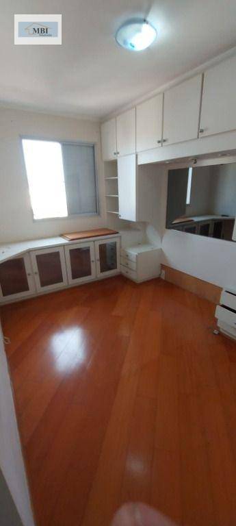 Apartamento à venda com 3 quartos, 60m² - Foto 13