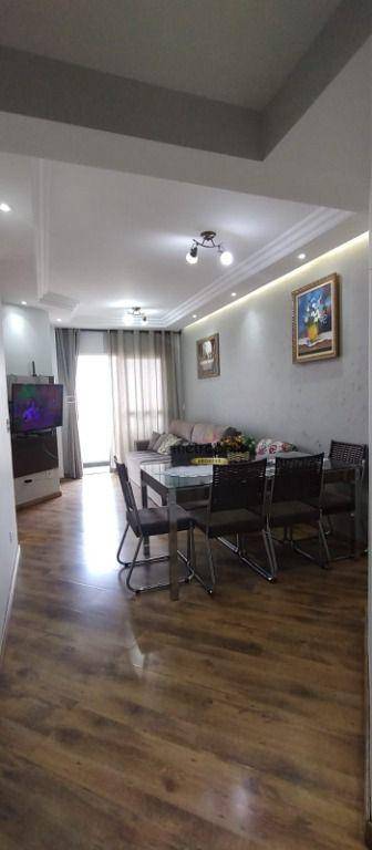 Apartamento à venda com 2 quartos, 66m² - Foto 1