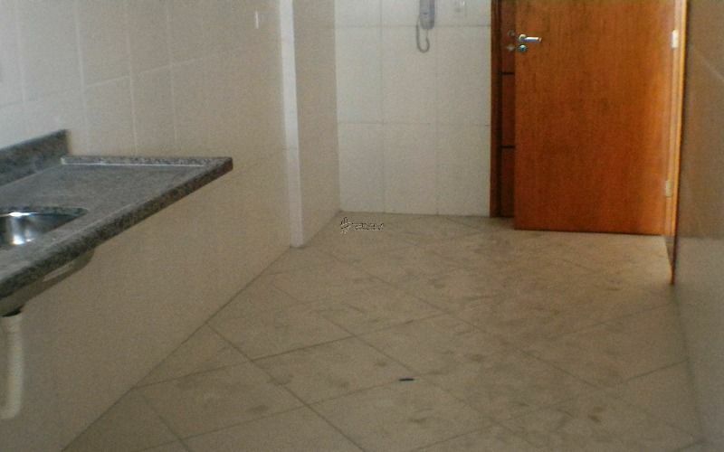 Apartamento à venda com 3 quartos, 104m² - Foto 18