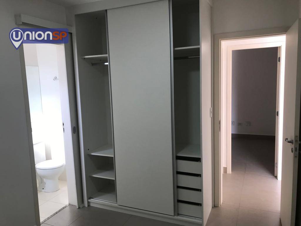 Apartamento à venda com 2 quartos, 62m² - Foto 6