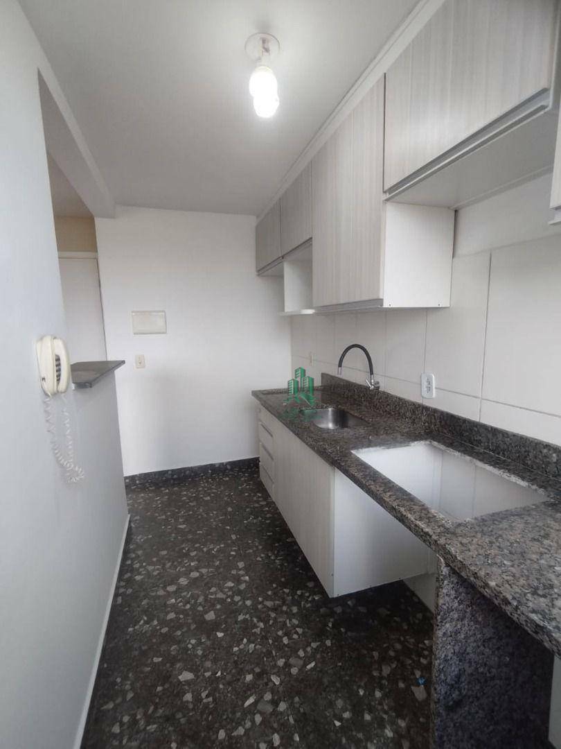 Apartamento à venda com 2 quartos, 44m² - Foto 5