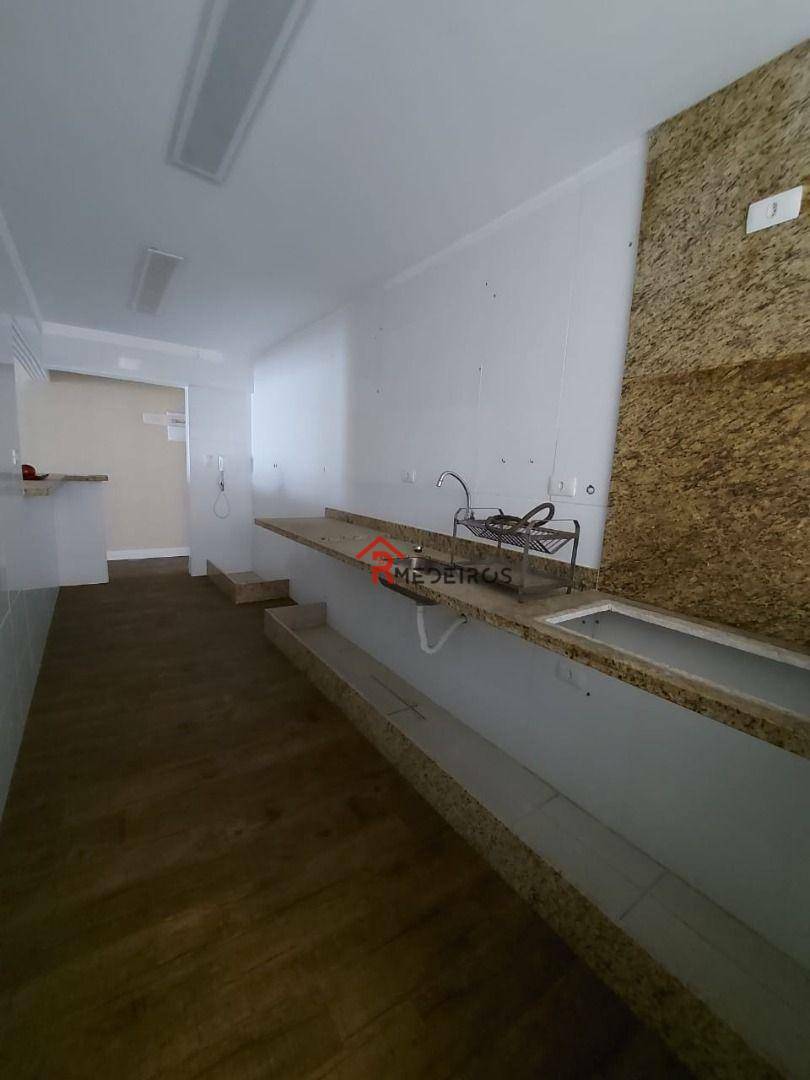 Apartamento à venda com 3 quartos, 101m² - Foto 17