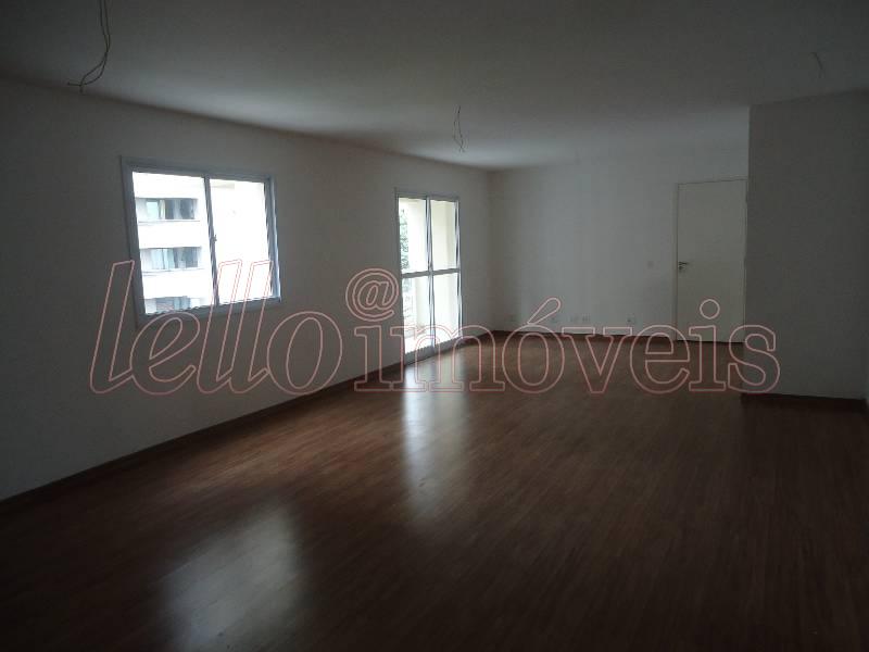 Apartamento à venda com 3 quartos, 142m² - Foto 1