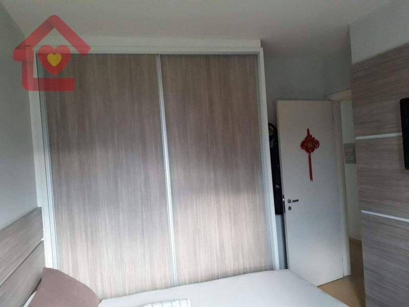 Casa à venda com 3 quartos, 194m² - Foto 8