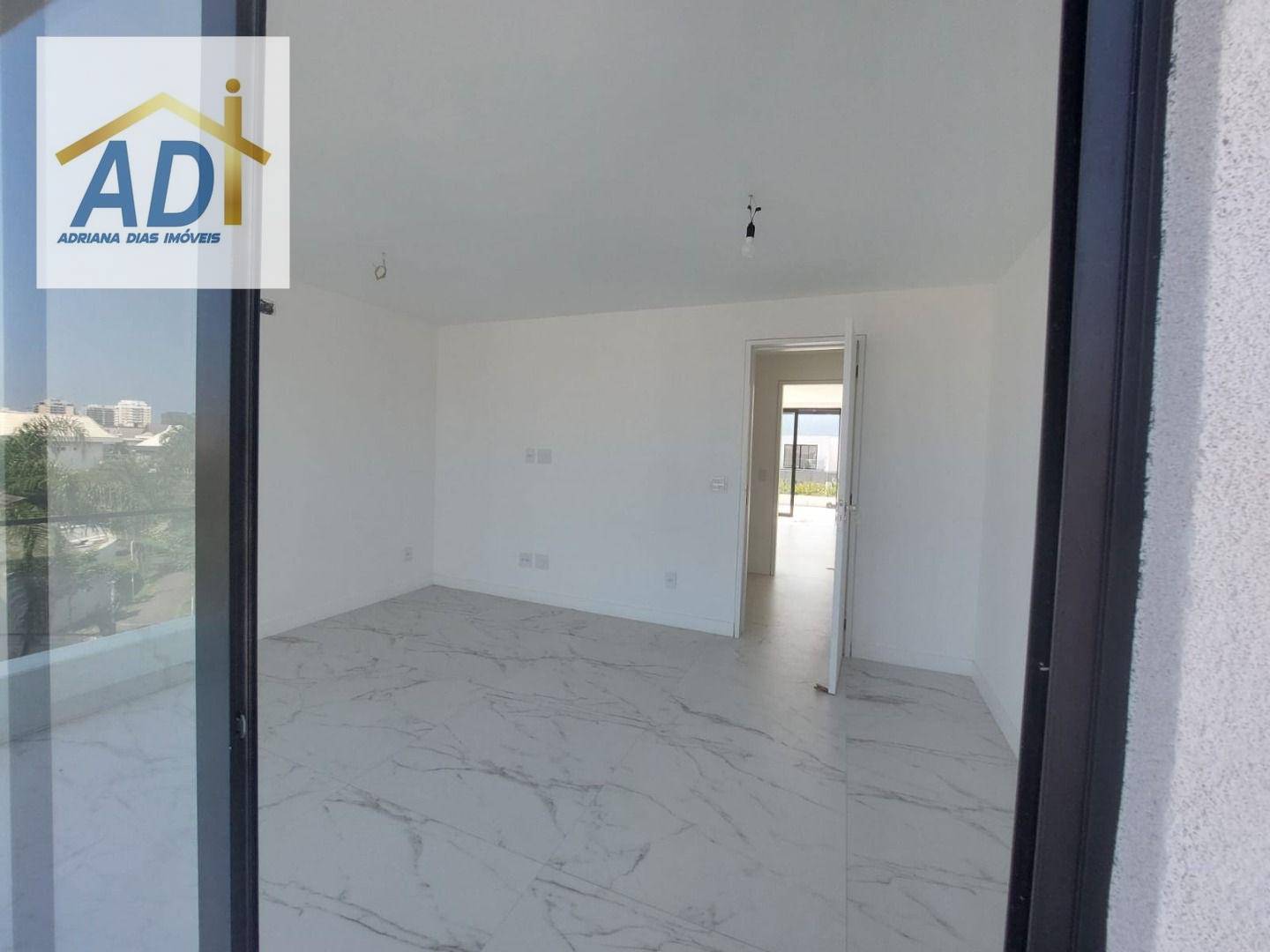 Casa de Condomínio à venda com 3 quartos, 350m² - Foto 33