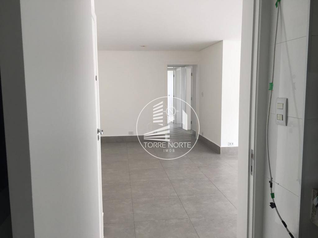 Apartamento para alugar com 3 quartos, 110m² - Foto 6