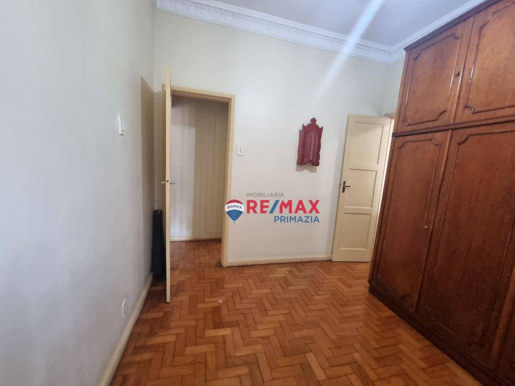 Apartamento à venda com 2 quartos, 71m² - Foto 7