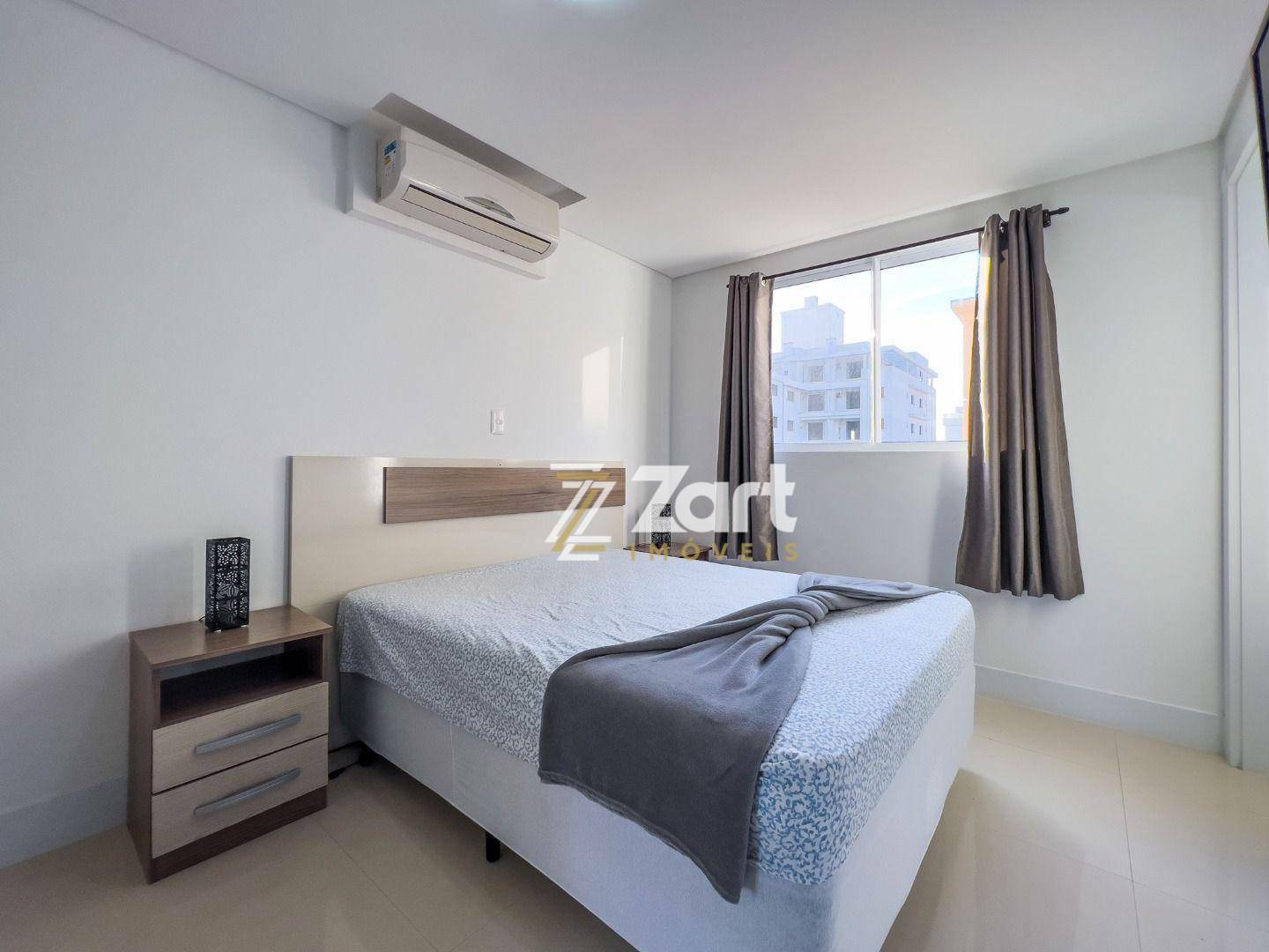 Apartamento à venda com 2 quartos, 70m² - Foto 13