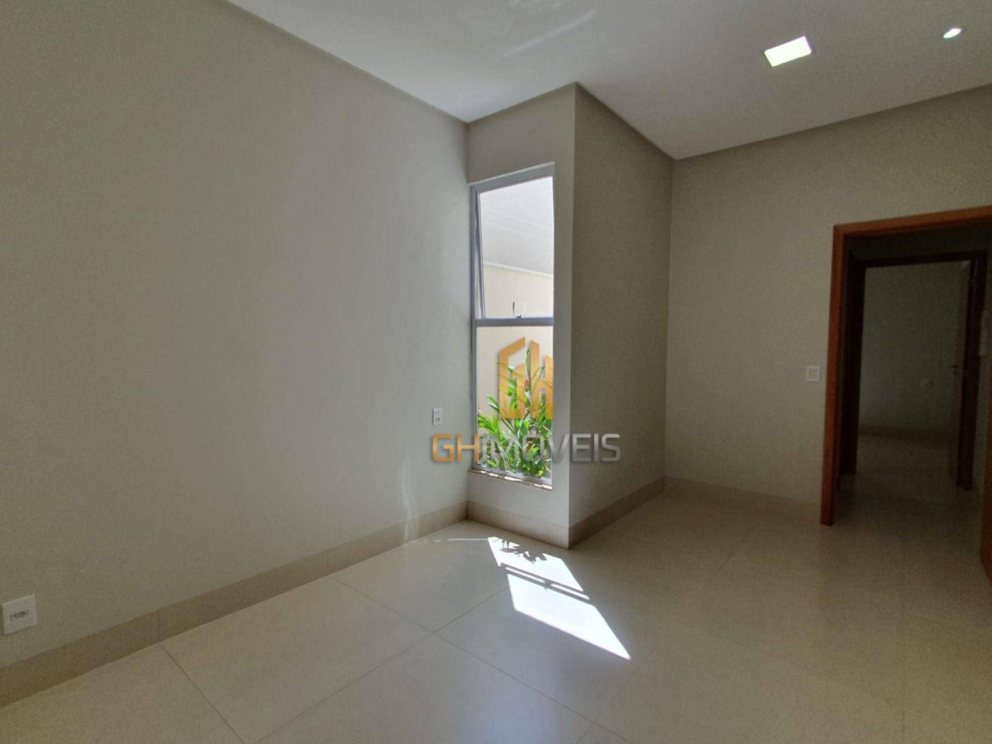 Casa à venda com 3 quartos, 144m² - Foto 4