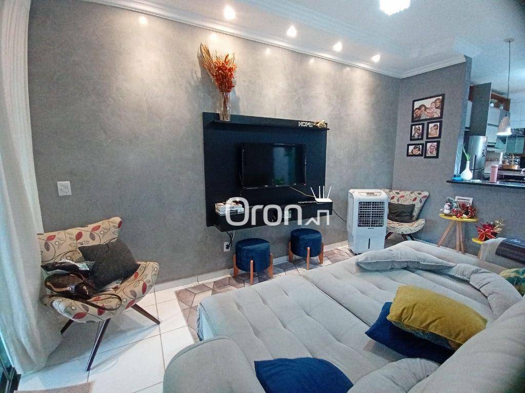 Casa à venda com 3 quartos, 130m² - Foto 3