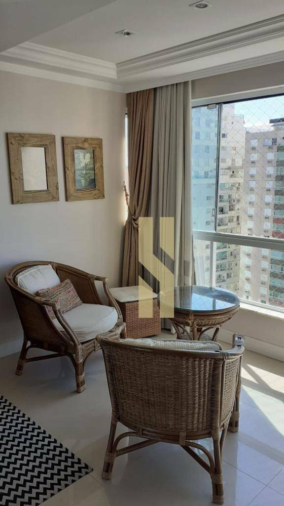 Apartamento à venda com 3 quartos, 116m² - Foto 3