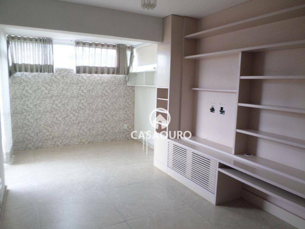 Apartamento à venda com 3 quartos, 160m² - Foto 1