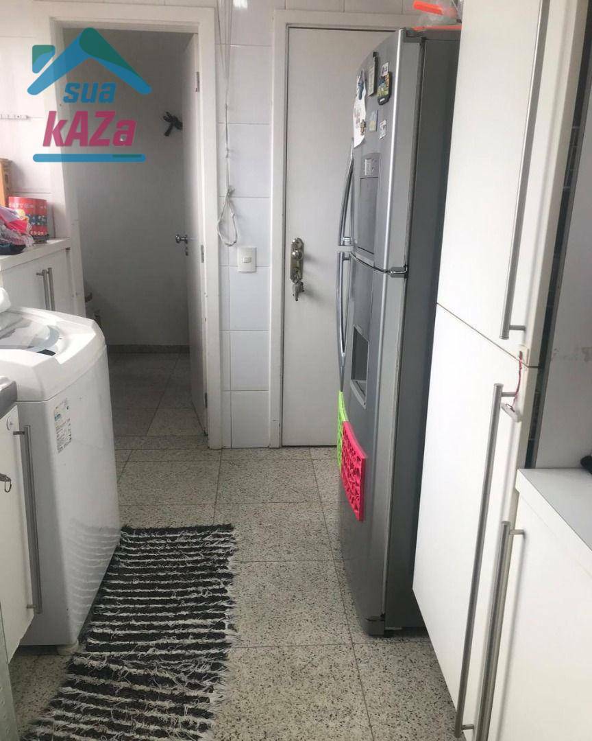 Apartamento à venda com 3 quartos, 140m² - Foto 7