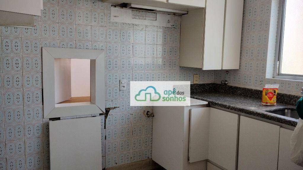 Apartamento para alugar com 3 quartos, 168m² - Foto 7