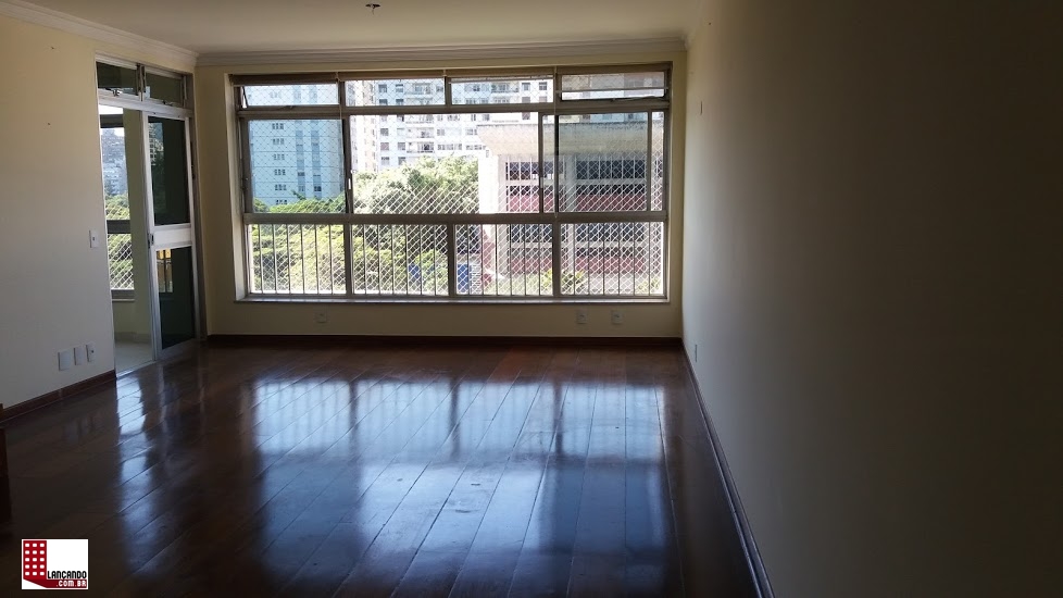 Apartamento à venda com 3 quartos, 240m² - Foto 18