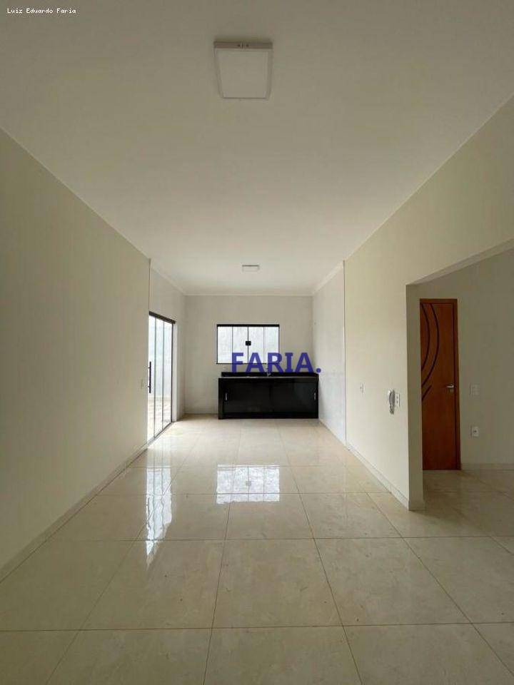 Casa à venda com 3 quartos, 140m² - Foto 8