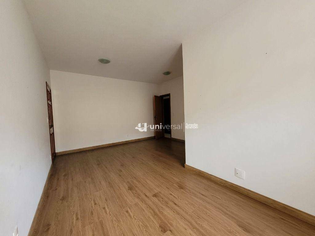 Apartamento à venda com 3 quartos, 122m² - Foto 3