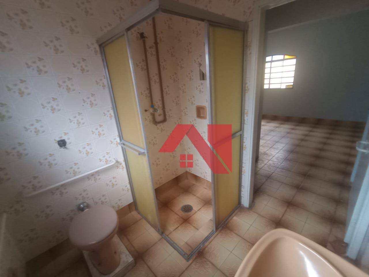 Casa para alugar com 2 quartos, 120m² - Foto 21