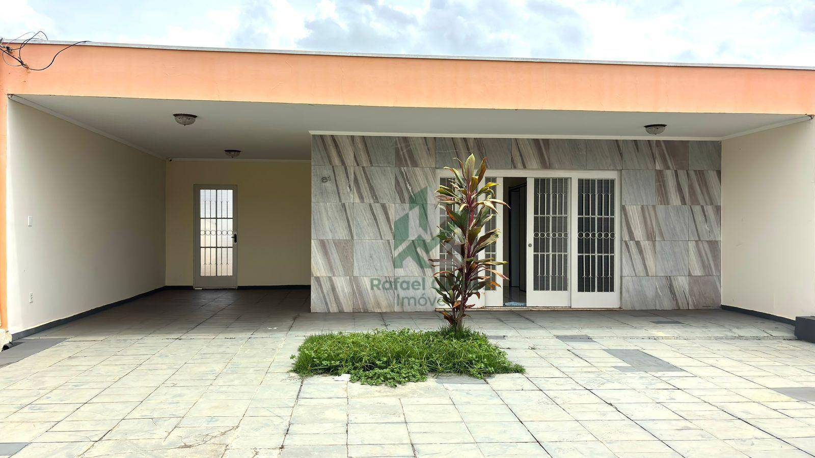 Casa, 3 quartos, 180 m² - Foto 1