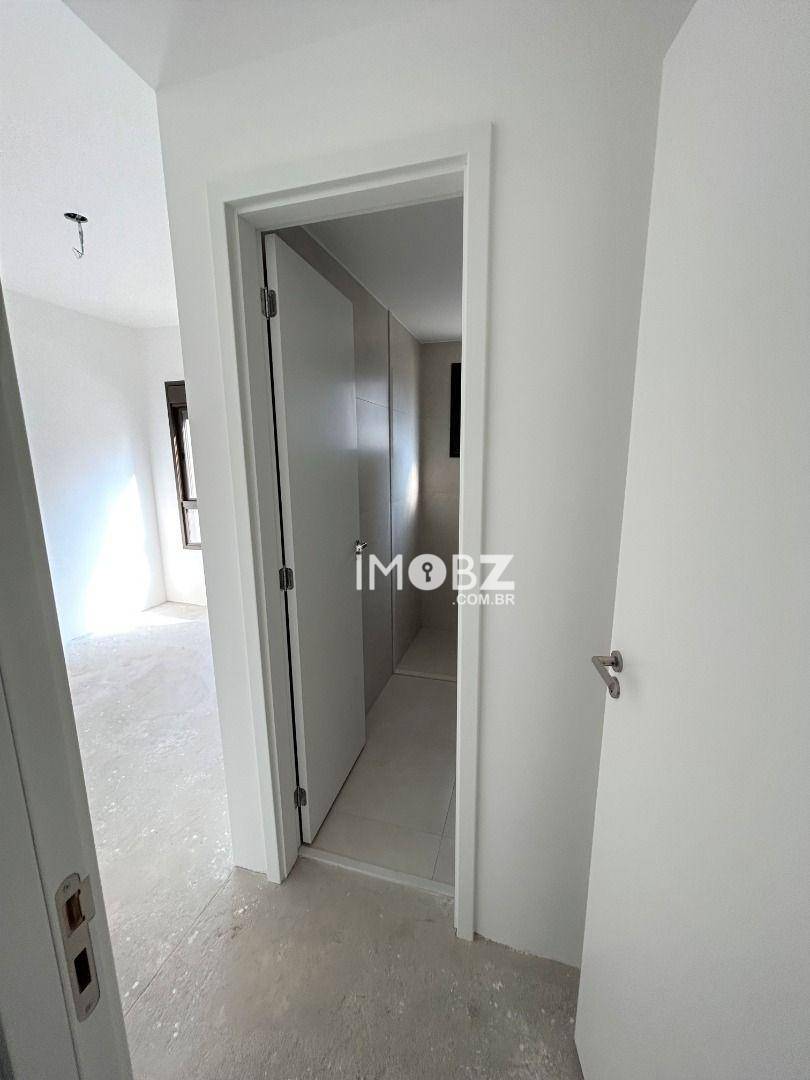 Apartamento à venda com 4 quartos, 158m² - Foto 34