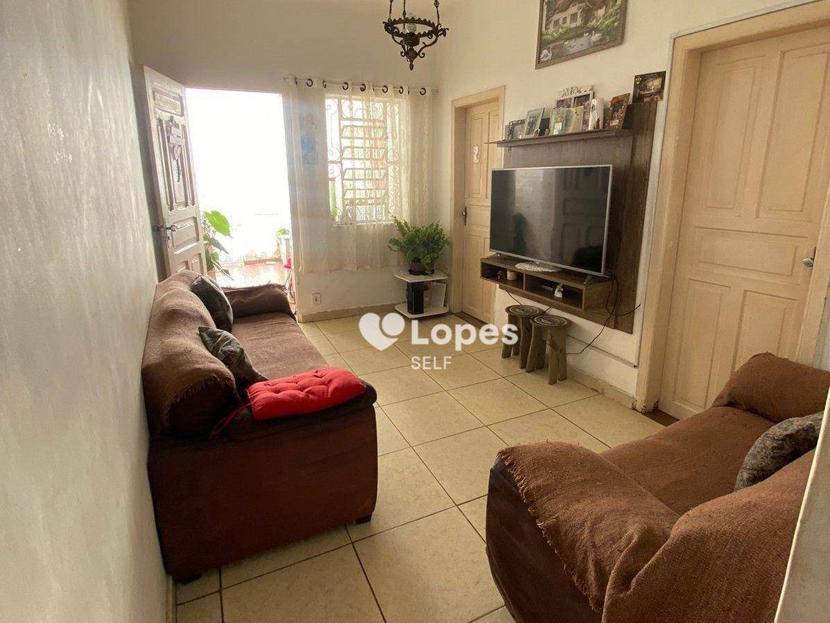 Casa à venda com 2 quartos, 55m² - Foto 3