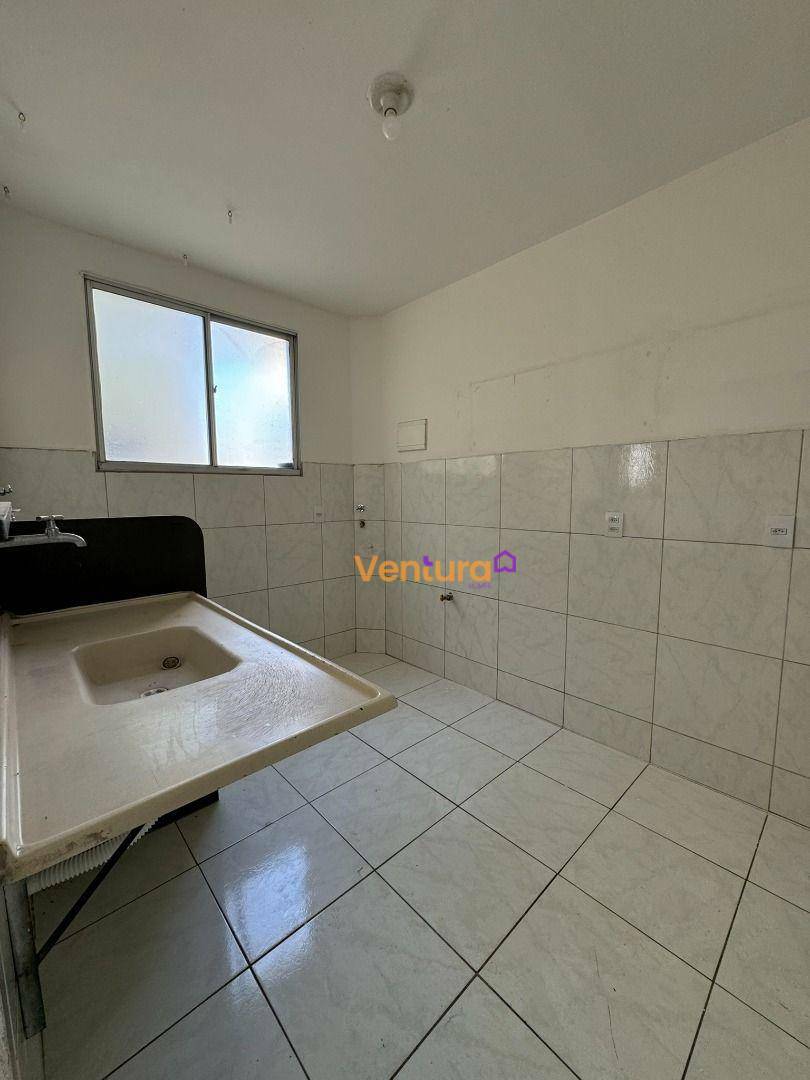 Apartamento à venda com 2 quartos, 46m² - Foto 11