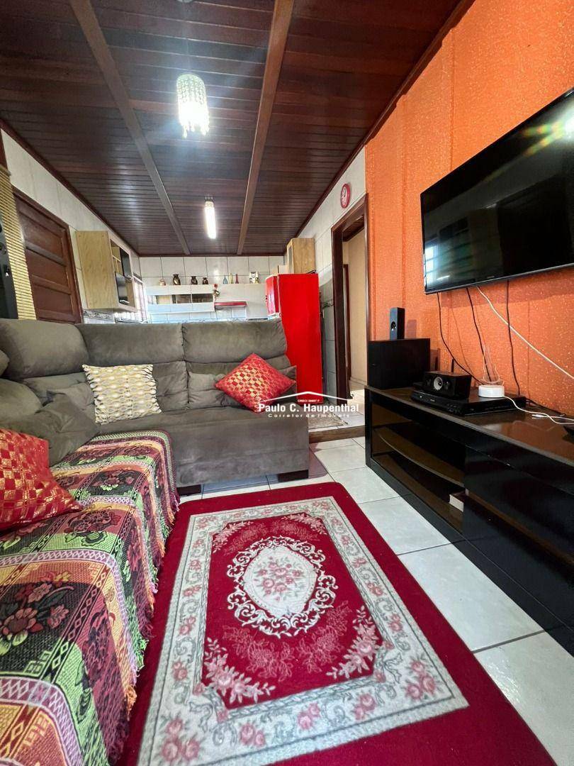 Casa à venda com 3 quartos, 70m² - Foto 9