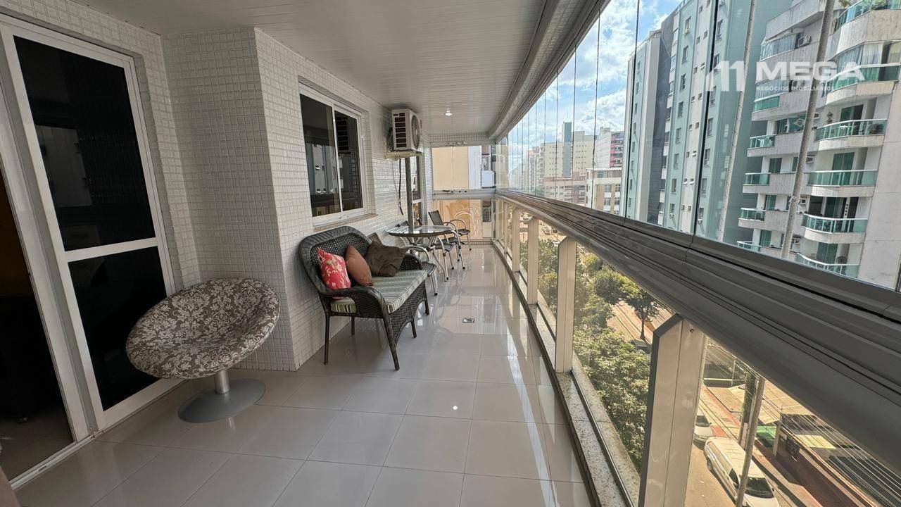 Apartamento à venda com 3 quartos, 156m² - Foto 13