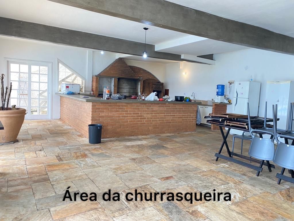 Chácara à venda com 4 quartos, 615m² - Foto 4