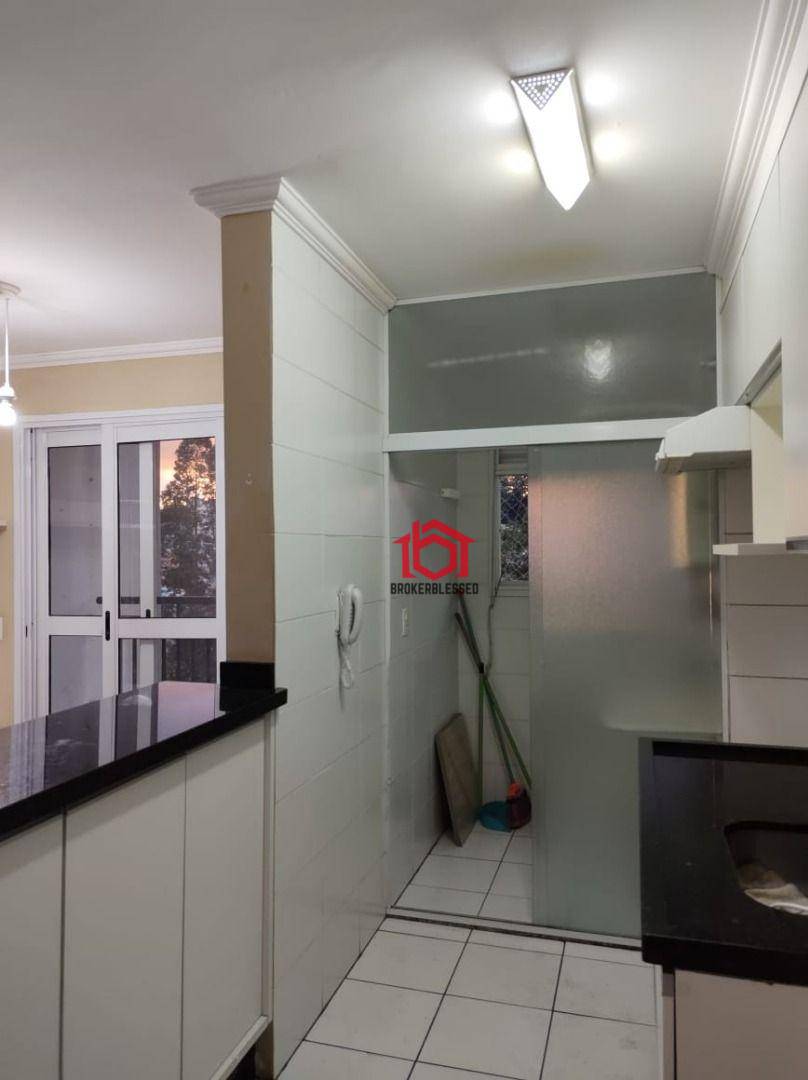 Apartamento à venda com 2 quartos, 43m² - Foto 4