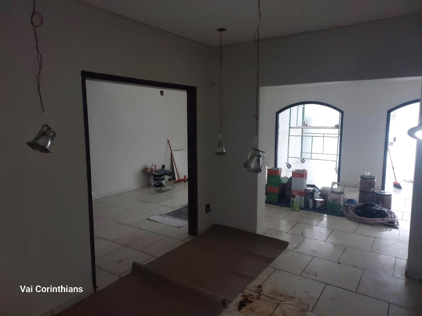 Casa para alugar com 4 quartos, 500m² - Foto 6