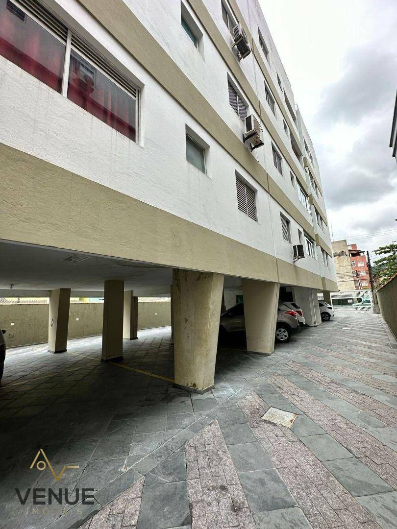 Apartamento à venda com 1 quarto, 45m² - Foto 2