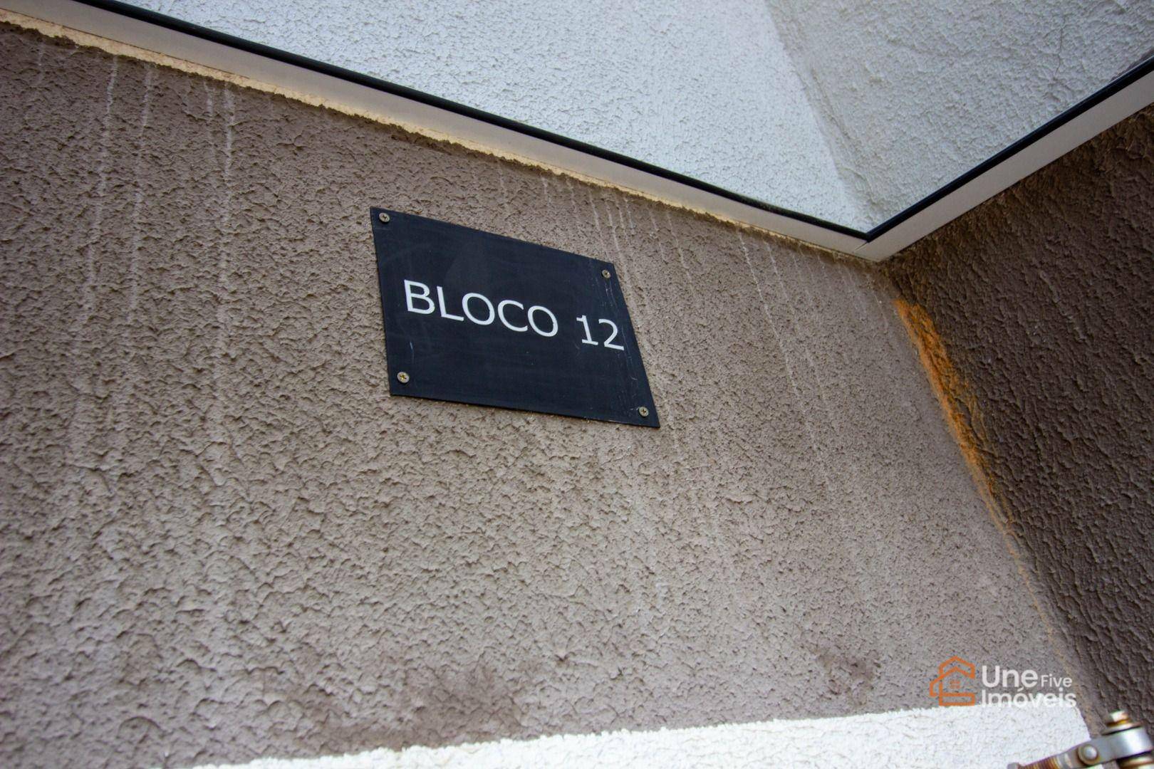 Apartamento à venda com 2 quartos, 44m² - Foto 3