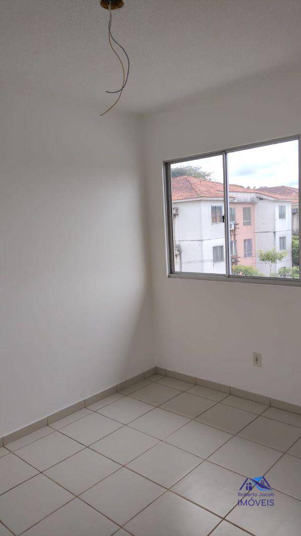 Apartamento à venda com 3 quartos, 50m² - Foto 3