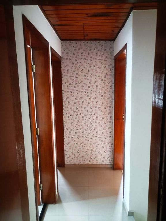 Casa à venda com 3 quartos, 97m² - Foto 14