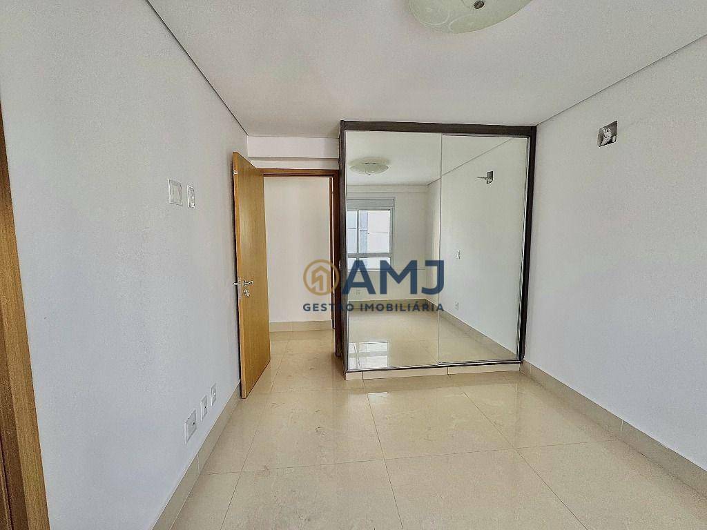 Apartamento à venda com 3 quartos, 156m² - Foto 20