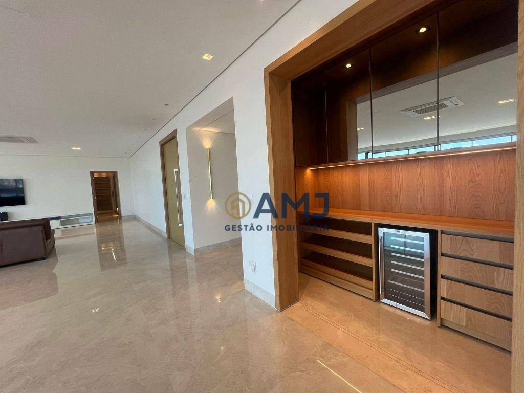 Apartamento à venda com 4 quartos, 482m² - Foto 7